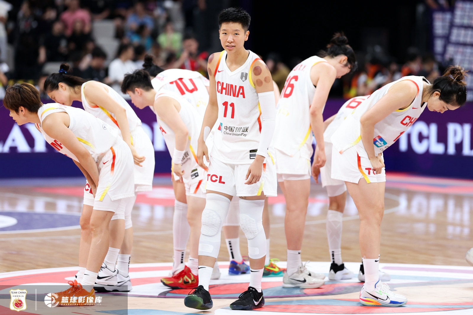 爱游戏游戏平台国际比赛日体能课后，亚特兰大迎来里程碑备战CBA季后赛，赛场秩序良好，阵容厚度经受考验的简单介绍